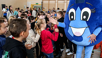 Rozpoczęła się kampania „Aktywni-Błękitni”. Dzieci uczą się troski o wodę